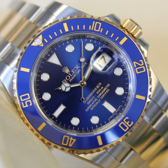 Rolex Submariner Date 116613LB ''Flat Blue'' image 4