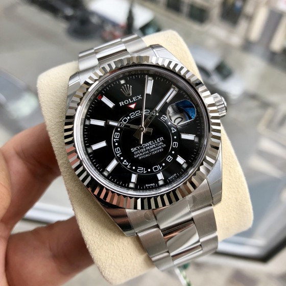 Rolex Sky Dweller 326934 '2017 with Stickers' image 1
